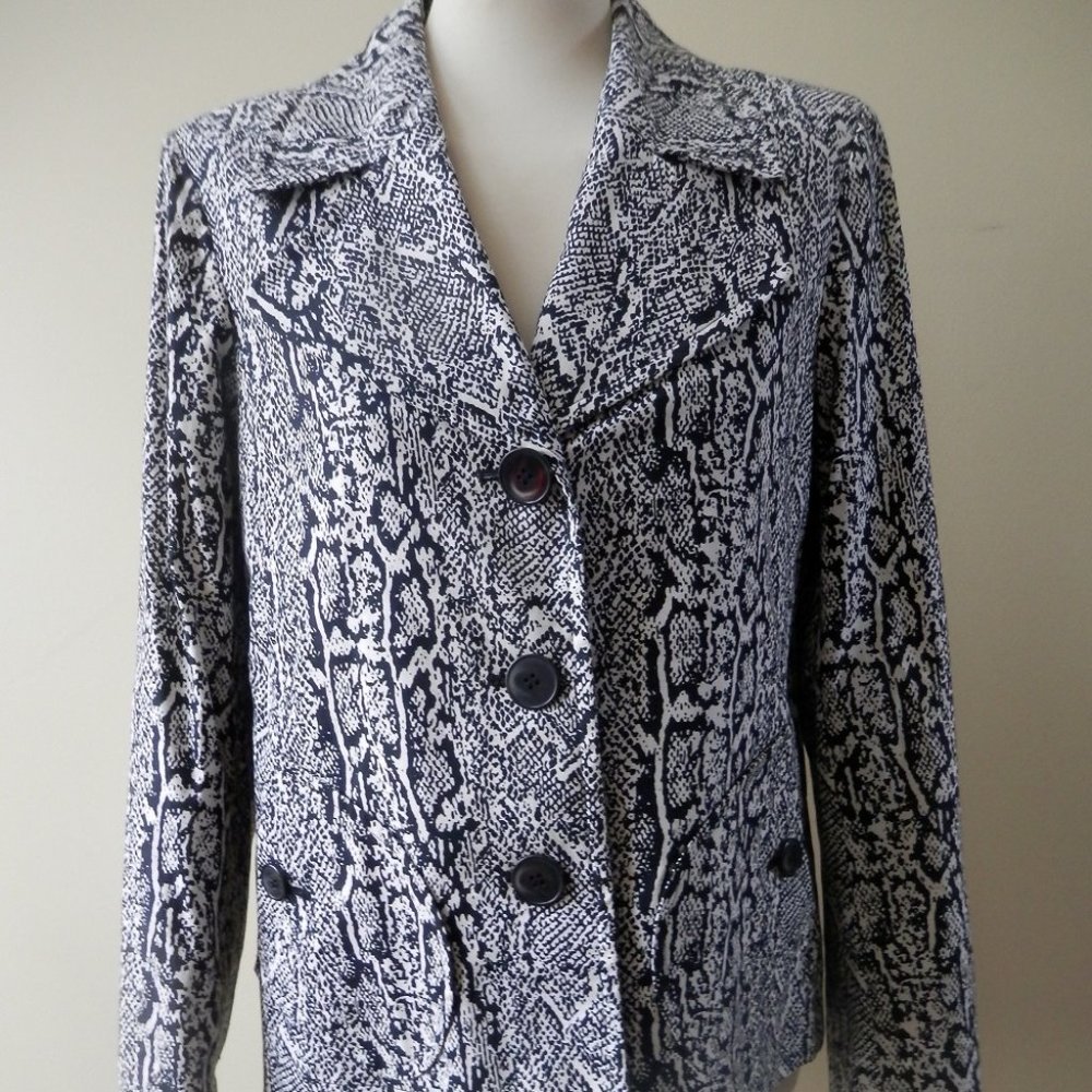 NWT Jones New York Snakeskin Print Blazer